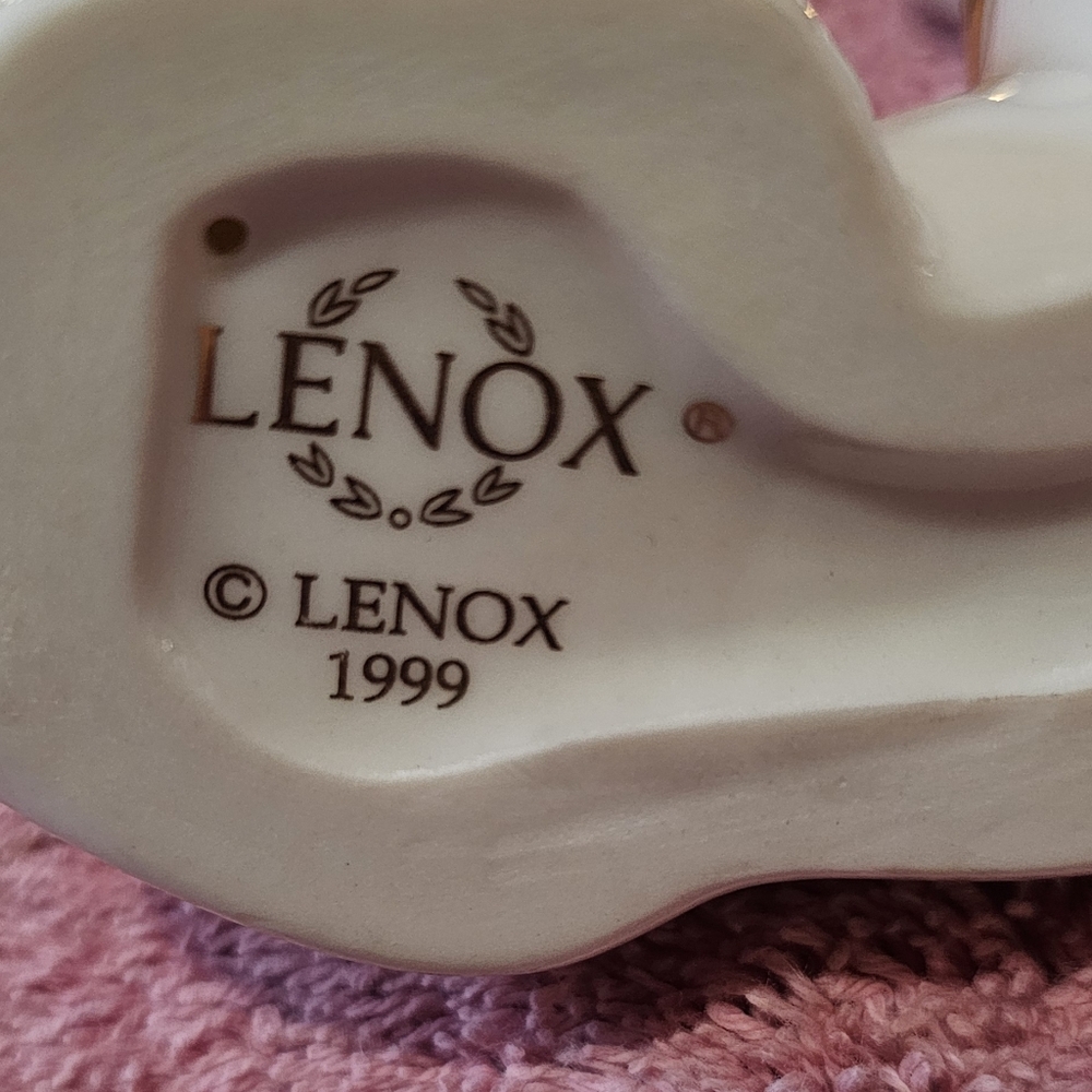 Vintage Lenox Egyptian Cat Goddess Ivory Porcelain Figurine 1999 - Picture 5 of 6